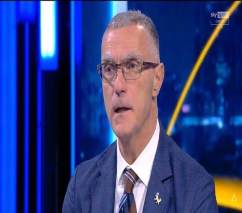 郑钦文罕见,情绪失控,掷香蕉皮抒,亚博体育,亚博体育官网,亚博体育app,亚博体育下载